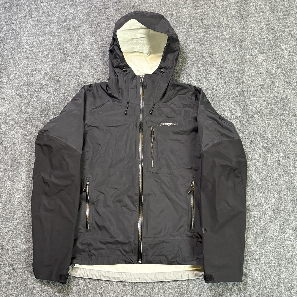 Patagonia Torrentshell Rain Jacket Men's Small Black Waterproof Hooded H2NO Hike
